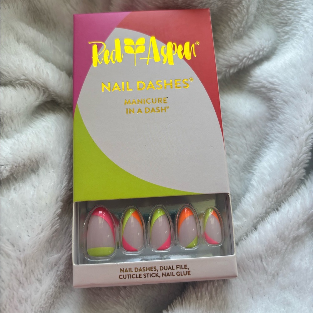 Red Aspen Nail Dashes - sunset days Regan
